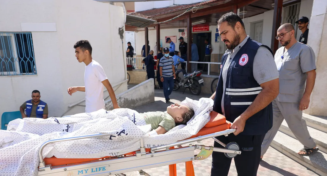 ملك الأردن يوجه بإبقاء المستشفى الميداني في غزة