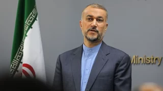 وزير الخارجية الإيراني حسين أمير عبداللهيان